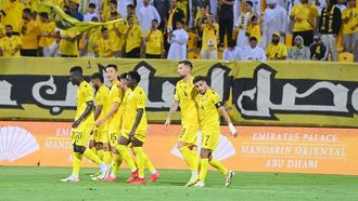 الوصل يتطلع إلى لقب الدوري بعد 50 نقطة تاريخية