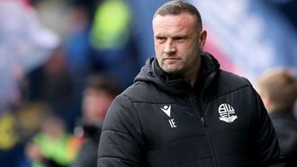 آمال بولتون الترويجية النحيفة