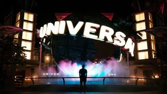 يونيفرسال تتفوق على ديزني في شباك التذاكر