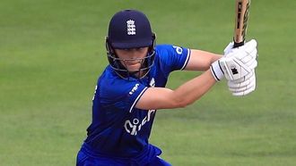 مفاتيح إعادة الضبط الذهني لجونز فوز إنجلترا