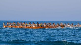 انتهاء سباق دلما للتجديف