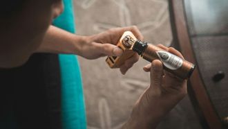 السجائر الإلكترونية تساعد في الإقلاع عن التدخين