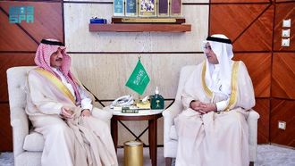 الثناء على إدارة المطر