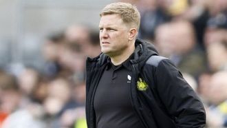 نيوكاسل يحتفظ بالنجوم وسط الشائعات