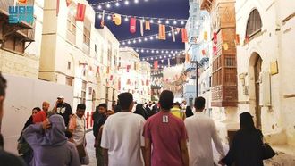 أسواق جدة مزدحمة قبل العيد