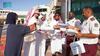 فرحة العيد تنتشر في جدة