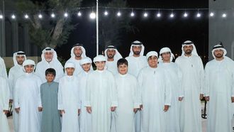 شباب الشارقة يتعلمون القيم الإماراتية