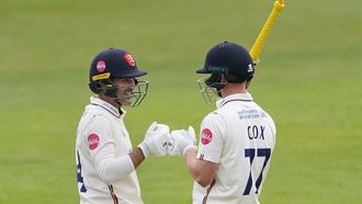 Essex Dominates Nottinghamshire
