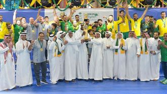 الخليج يفوز بكأس الكرة الطائرة