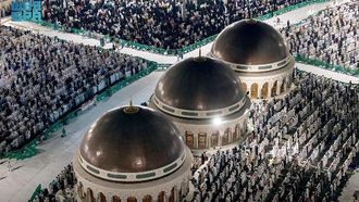 Grand Mosque's Modern Domes