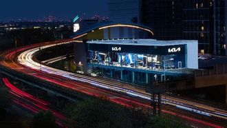 GWR Kia's New EV9 Showcase On M4