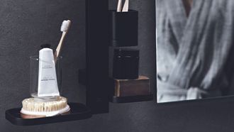 أيديال ستاندرد تفوز بثلاث جوائز