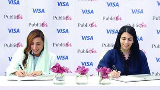 شركاء Visa مع Public Hair من أجل المساواة