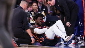 Randle's Surgery Ends Knicks Season
