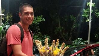 Junaid Khan Trolled Over Makeup