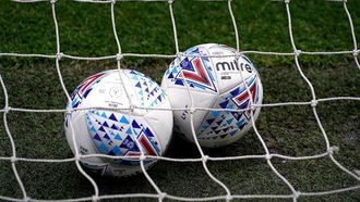 كيدرمينستر يفوز بالمباراة الحاسمة