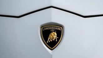 عصر لامبورغيني الجديد: الشعار والمبيعات