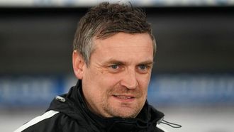 Lincoln Edges Oxford In Playoff Chase