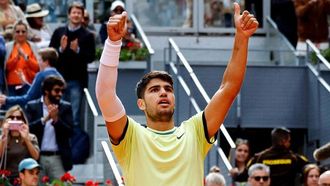 الكاراز يتطلع إلى تاج مدريد الثالث