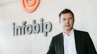 قفزة منطقة الشرق الأوسط وشمال أفريقيا في مجال الاتصالات الرقمية والذكاء الاصطناعي