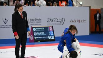 بني ياس يسيطر والجزيرة يتوج بلقب تحت 14 سنة