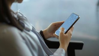 لا يوجد خطر الإصابة بالسرطان عند استخدام الهاتف على المدى الطويل