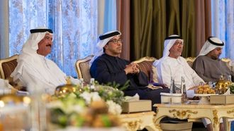 مأدبة إفطار مع الشيخ منصور