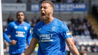 Rangers Beat St. Mirren, Title Race On