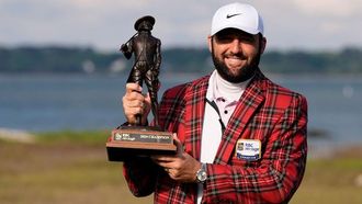 شيفلر يعادل سجل وودز