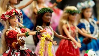 شاكيرا تناقش فيلم باربي