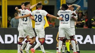 كالياري يوقف سباق اللقب للإنتر