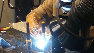 الذكاء الاصطناعي في التكنولوجيا الخضراء في مجمع الشارقة للابتكار