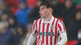 Wednesday-Stoke End In 1-1 Draw