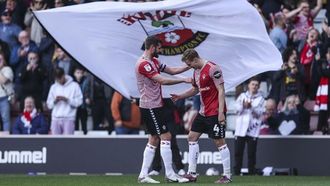 Downes' Late Goal Fuels Southampton's Hopes