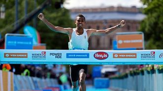 ريجاسا تفوز بماراثون فيينا