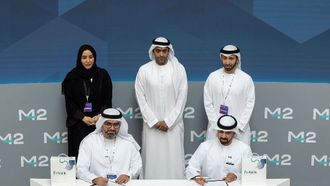 صحة أبوظبي وM42 تطلقان البنك الحيوي الهجين