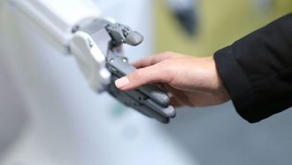 الذكاء الاصطناعي ليس قريبا من الذكاء البشري