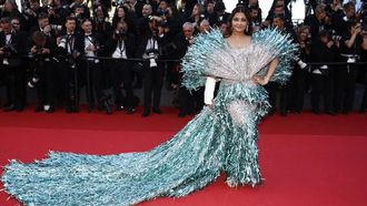 Aishwarya Rai Braves Injury For Cannes