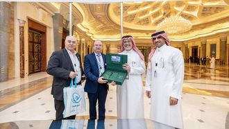 إشادة بمبادرة الموهوبين العرب.