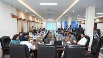 زمالة آزادي تعزز السلام