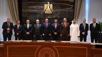 مصر توقع اتفاقية لمشروع طاقة الرياح بقدرة 10 جيجاوات