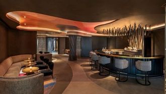 قائمة سرية حصرية في Akira Back