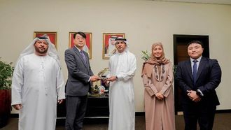 تعزيز التجارة: الفجيرة، كوريا، الولايات المتحدة الأمريكية