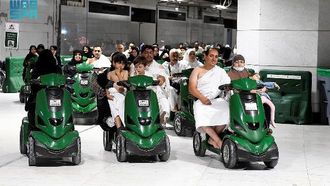 المسجد الحرام يعزز صلاة الجمعة