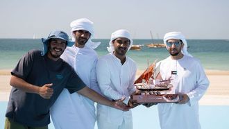 حمدان بن زايد يتوج «هاشم» بطلاً لسباق دلما الشراعي