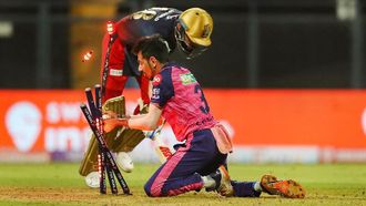 Chahal Ousts Kohli In IPL Eliminator