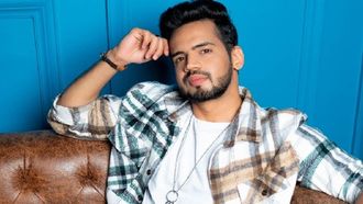 Rajasthan Royals' Airborne Anthem Remake