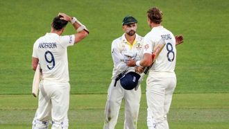 Lyon Stunned By Anderson's Exit