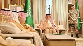 مراجعة خطط النمو الصناعي بجازان