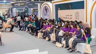 نهيان بن مبارك يفتتح مهرجان إشراقات